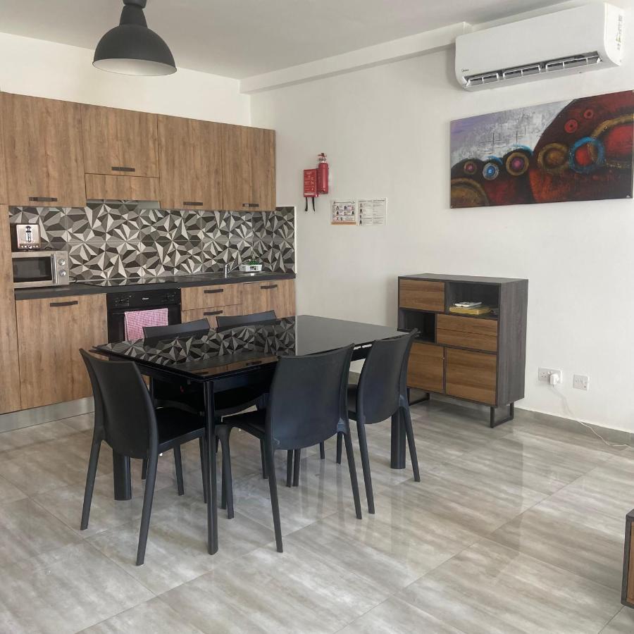 F8 Modern And Bright Apartment In Malta 姆西达 外观 照片