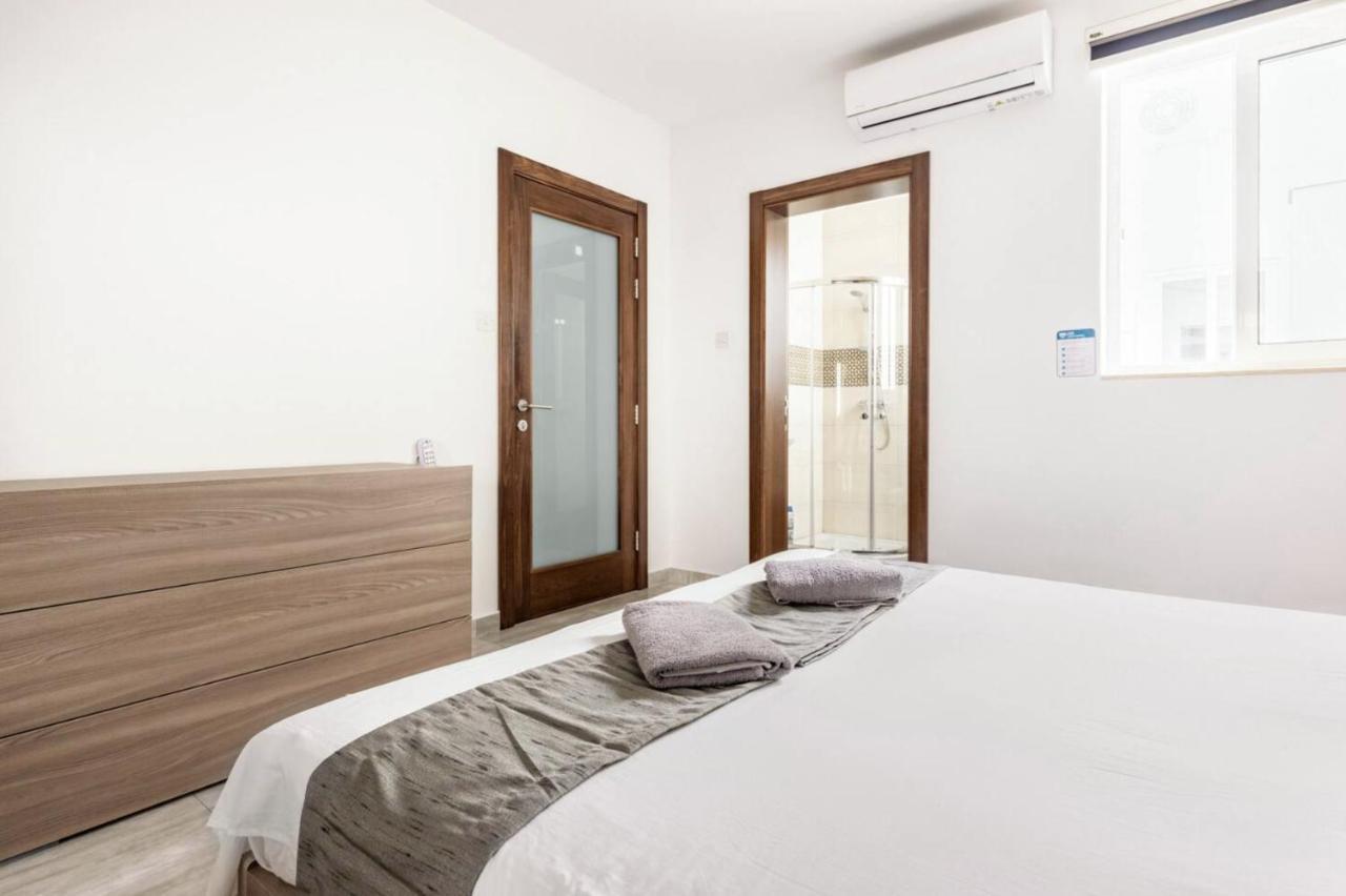 F8 Modern And Bright Apartment In Malta 姆西达 外观 照片