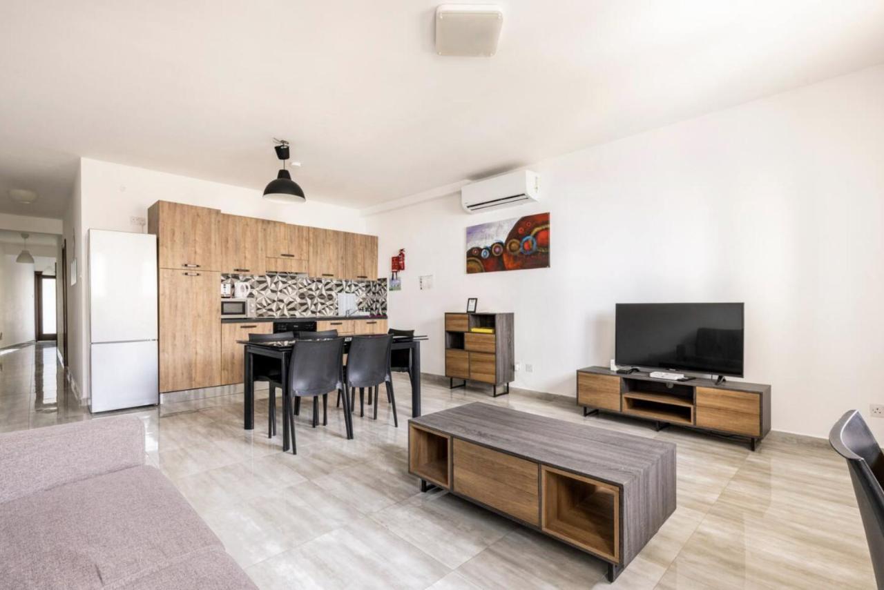 F8 Modern And Bright Apartment In Malta 姆西达 外观 照片
