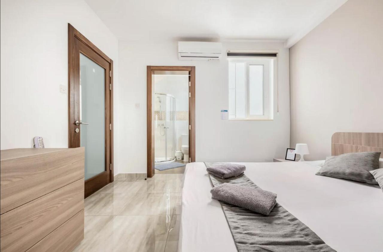 F8 Modern And Bright Apartment In Malta 姆西达 外观 照片